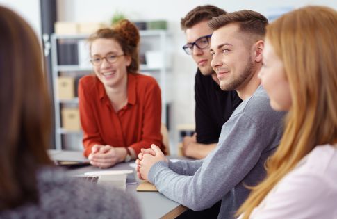 Salle de réunion équipée, en location à Grez Doiceau